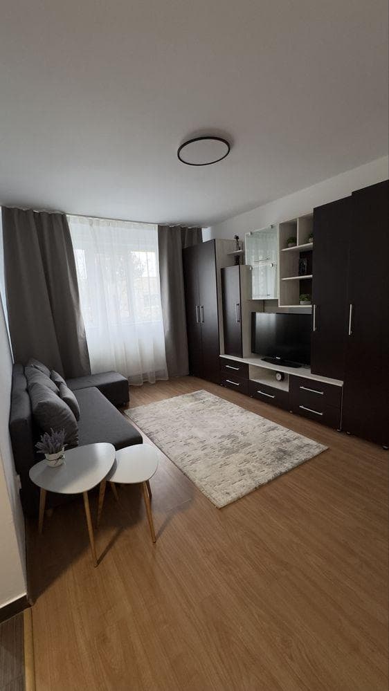 Inchiriez apartament 2 camere