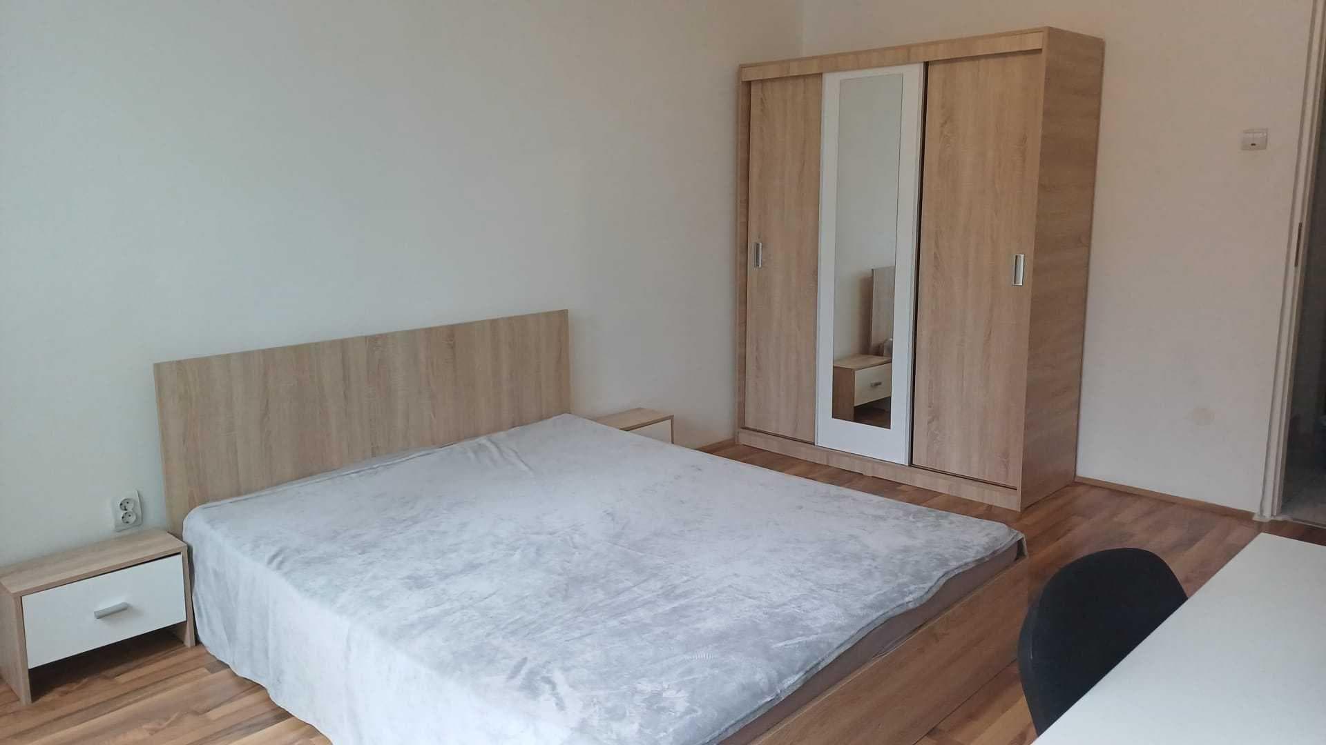 PF inchiriez ap 3 camere  decomandate zona Primariei Manastur