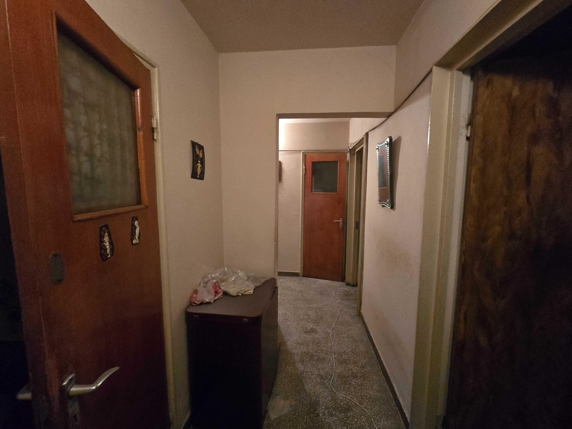 Apartament de vânzare 3 camere - imagine 1