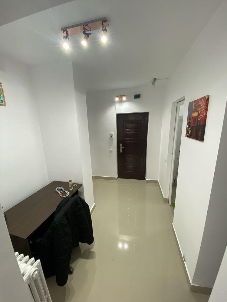 Inchiriez garsoniera Brazda - imagine 1