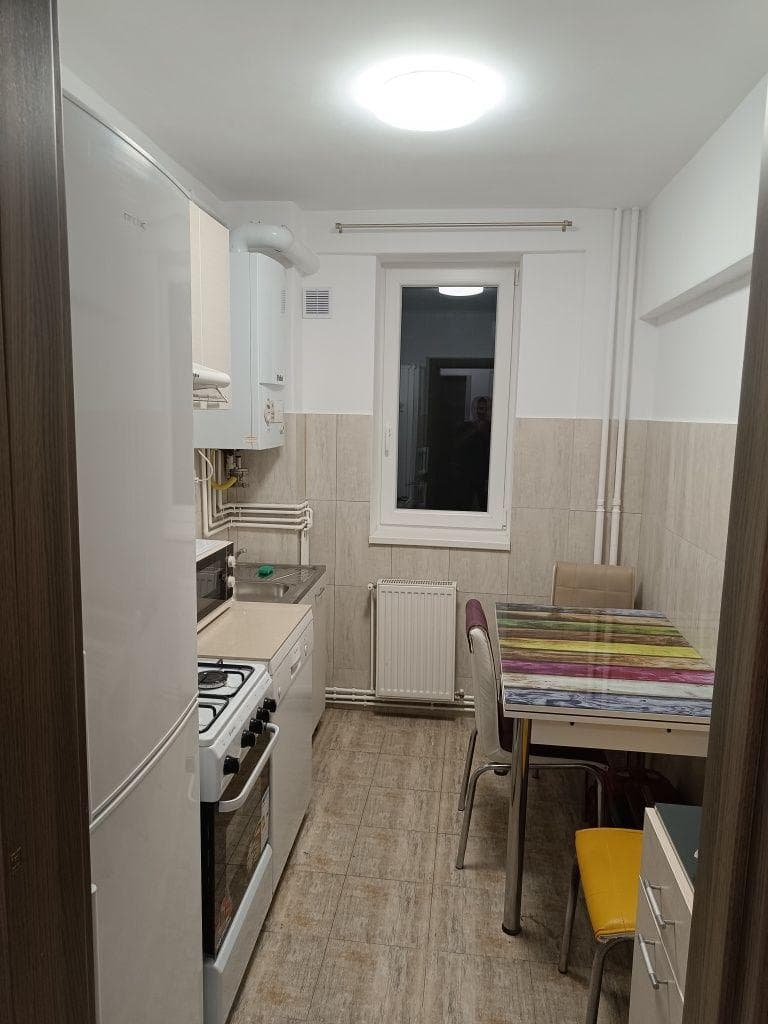 Persoana fizica vând apartament 2 camere Gheorgheni Bizusa - imagine 4