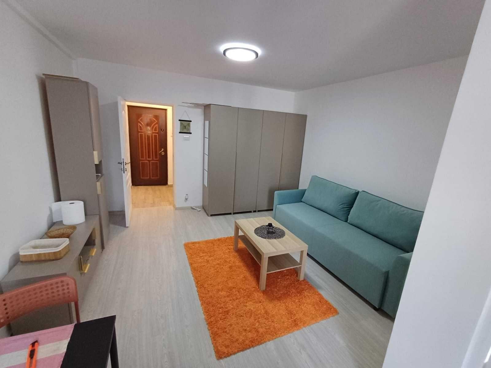 Proprietar inchiriez garsoniera