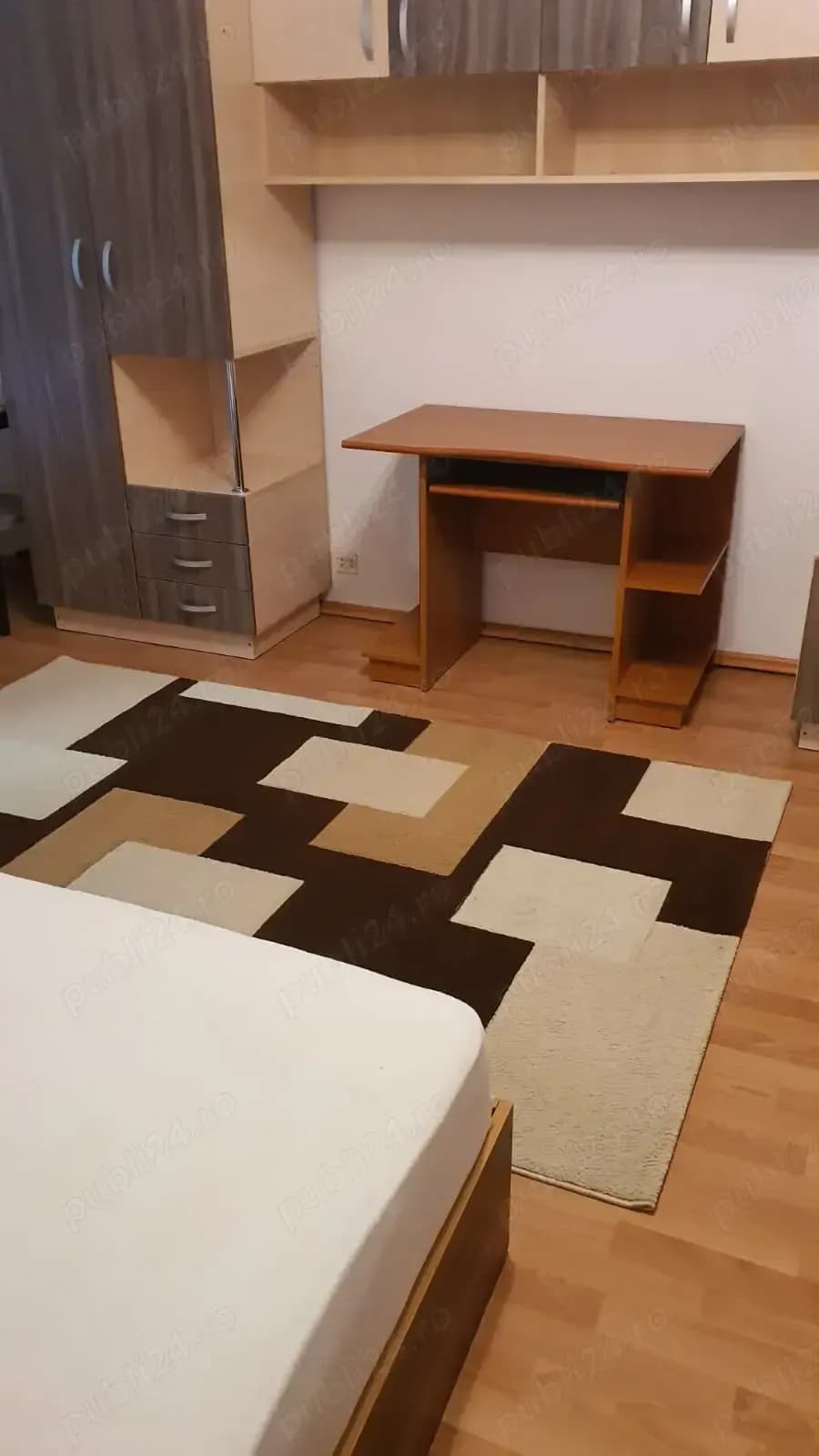 Inchiriez garsoniera 1 Decembrie 1918