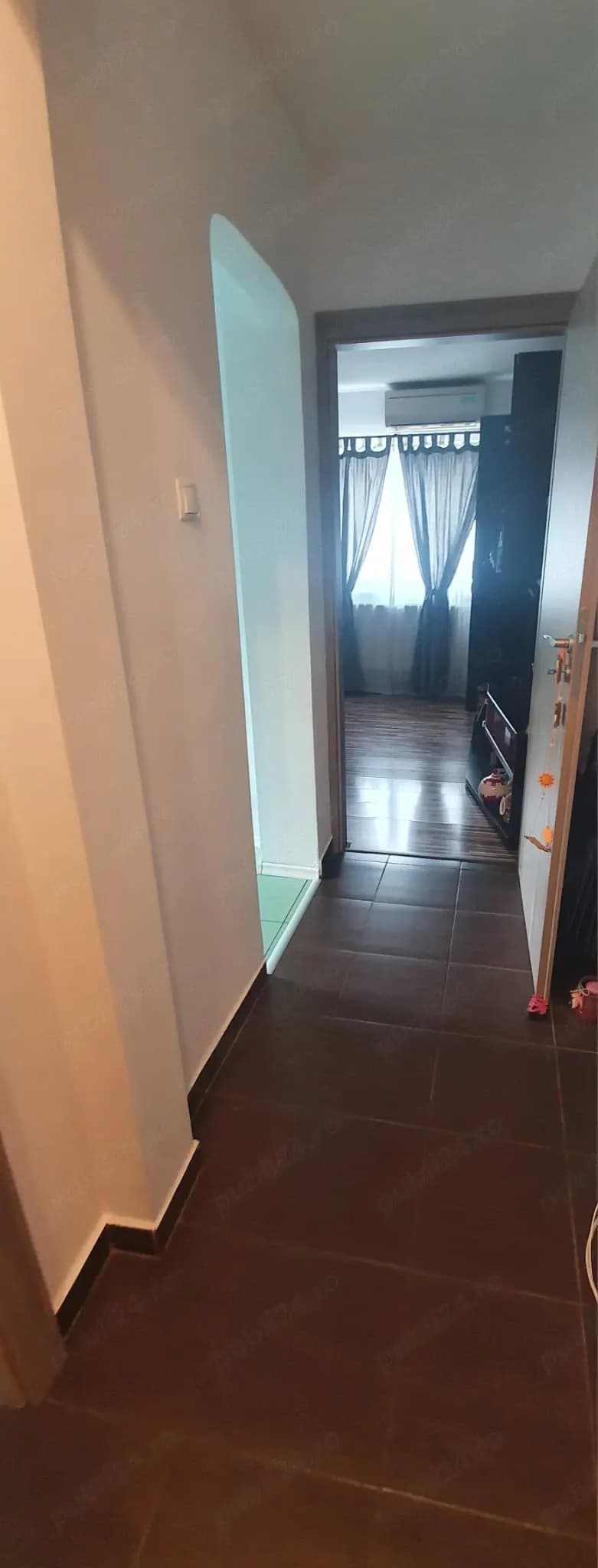 Apartament 2 camere de vanzare zona Luica