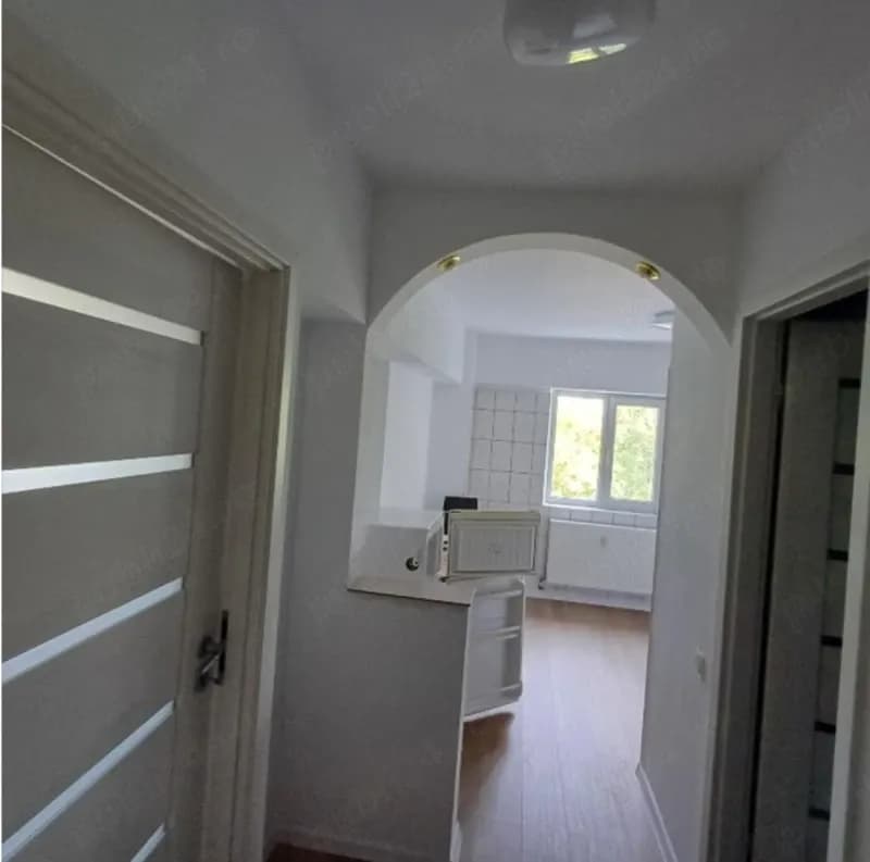 Garsoniera decomandată 46 mp chiar la Parcul Sebastian ideala pentru cuplu tânăr