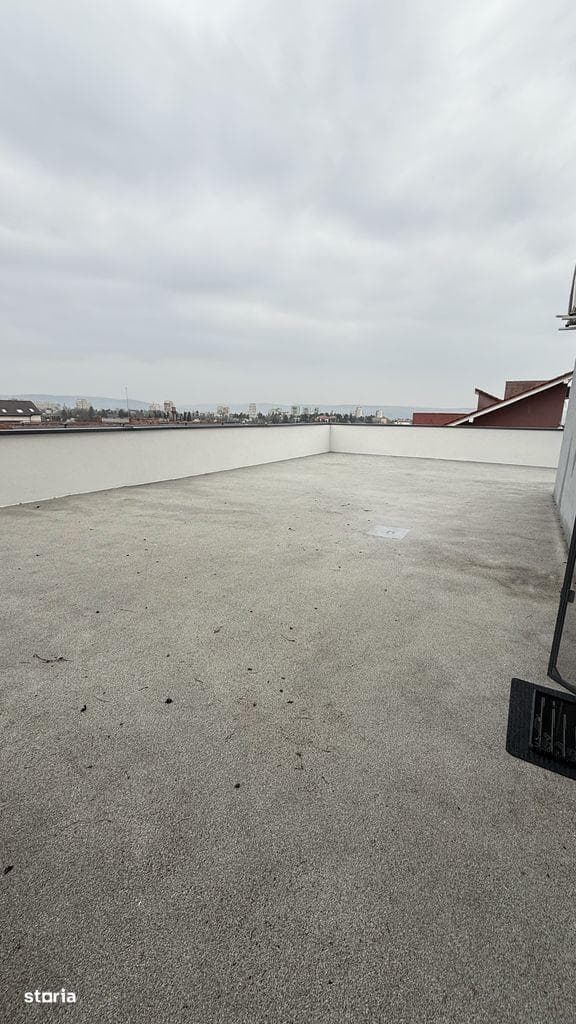 PF, Apartament 2 camere decomandat + TERASĂ 153 mp + garaj subteran