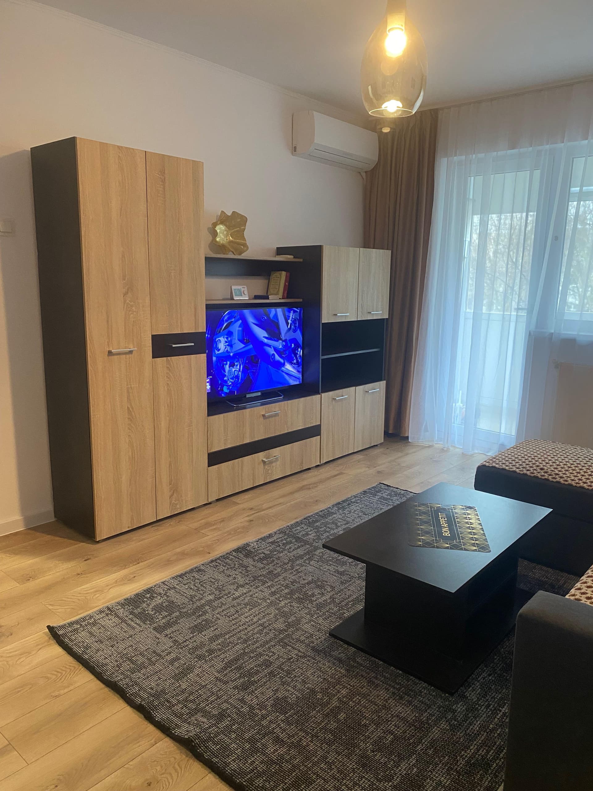 Închiriez apartament 2camere  Cireșica Tomis Nord - imagine 1
