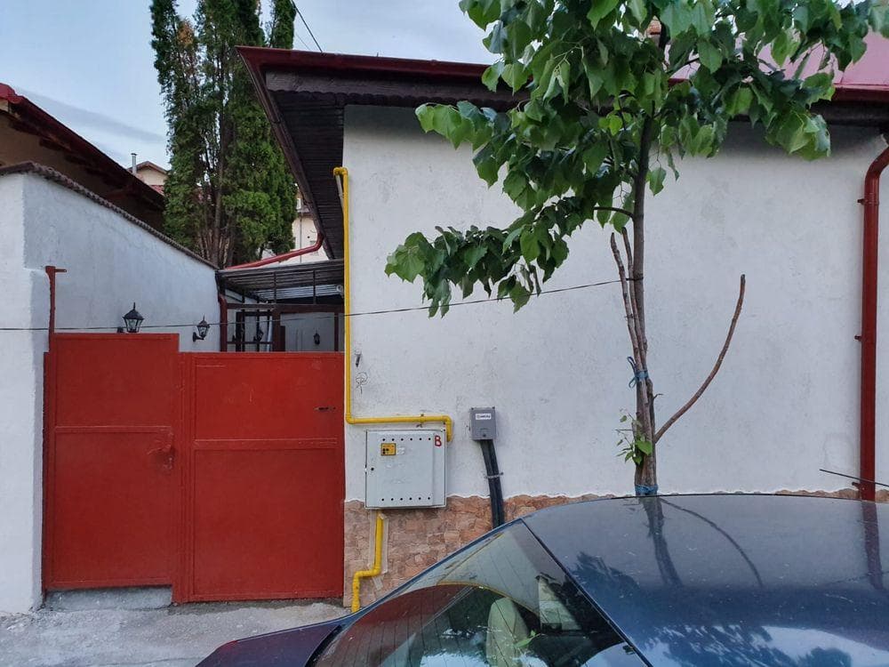 Inchiriez casa Lacul Tei - imagine 1