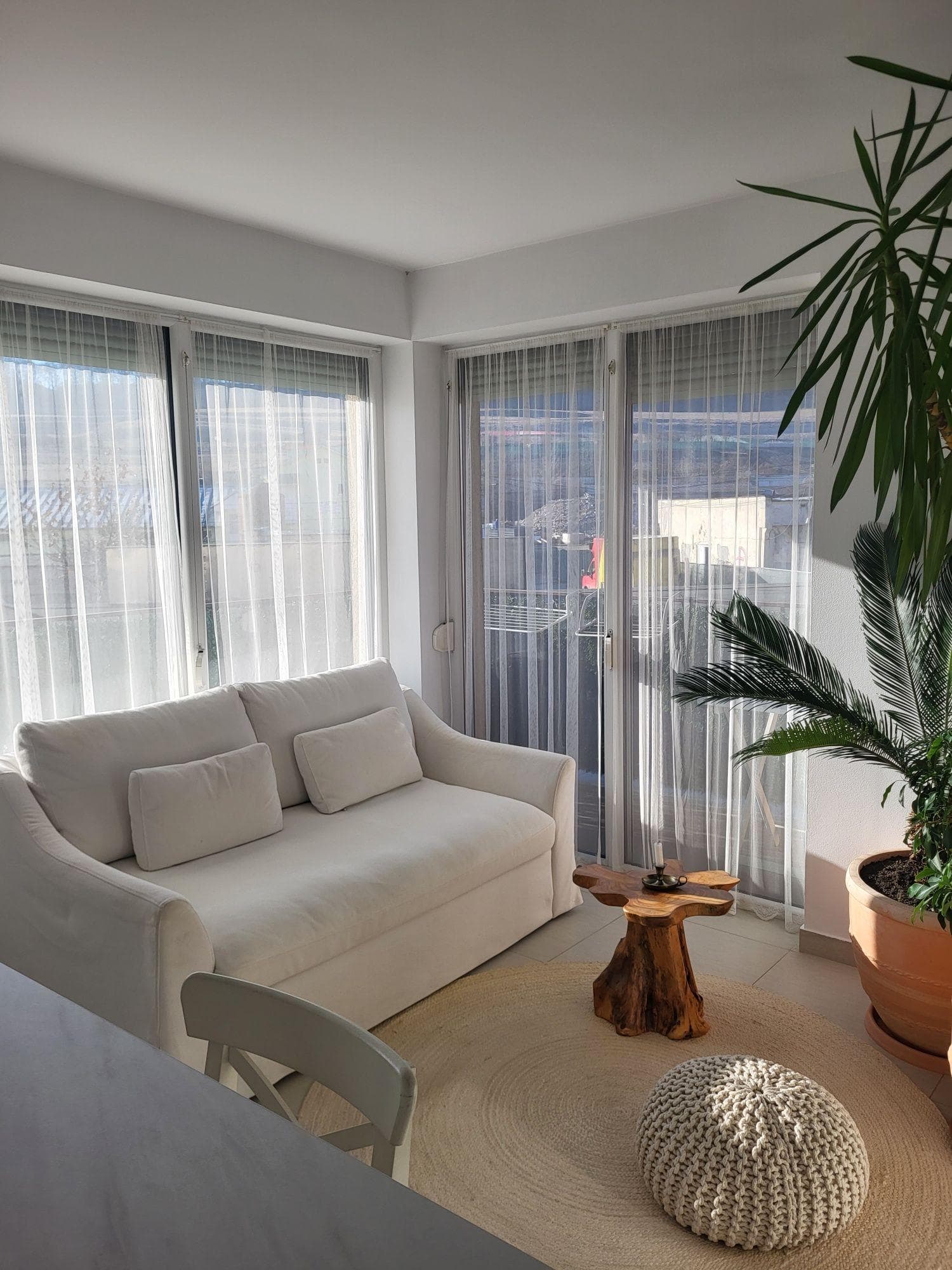 PF vând apartament 2camere zona Jisk