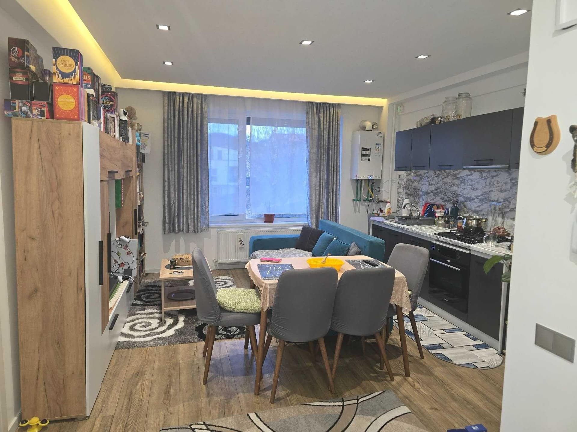 Apartament 2 camere, bloc 2022, parcare subterană inclusă, orientare sud-est, direct de la proprietar