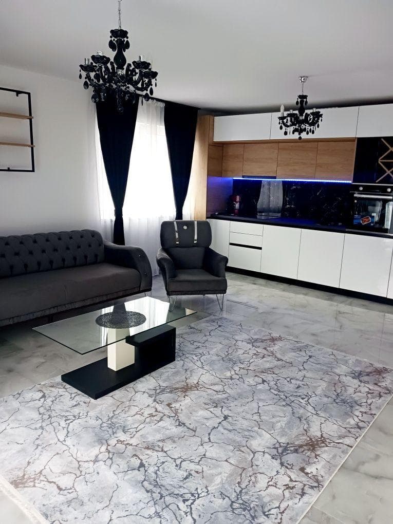 Apartament  3 camere