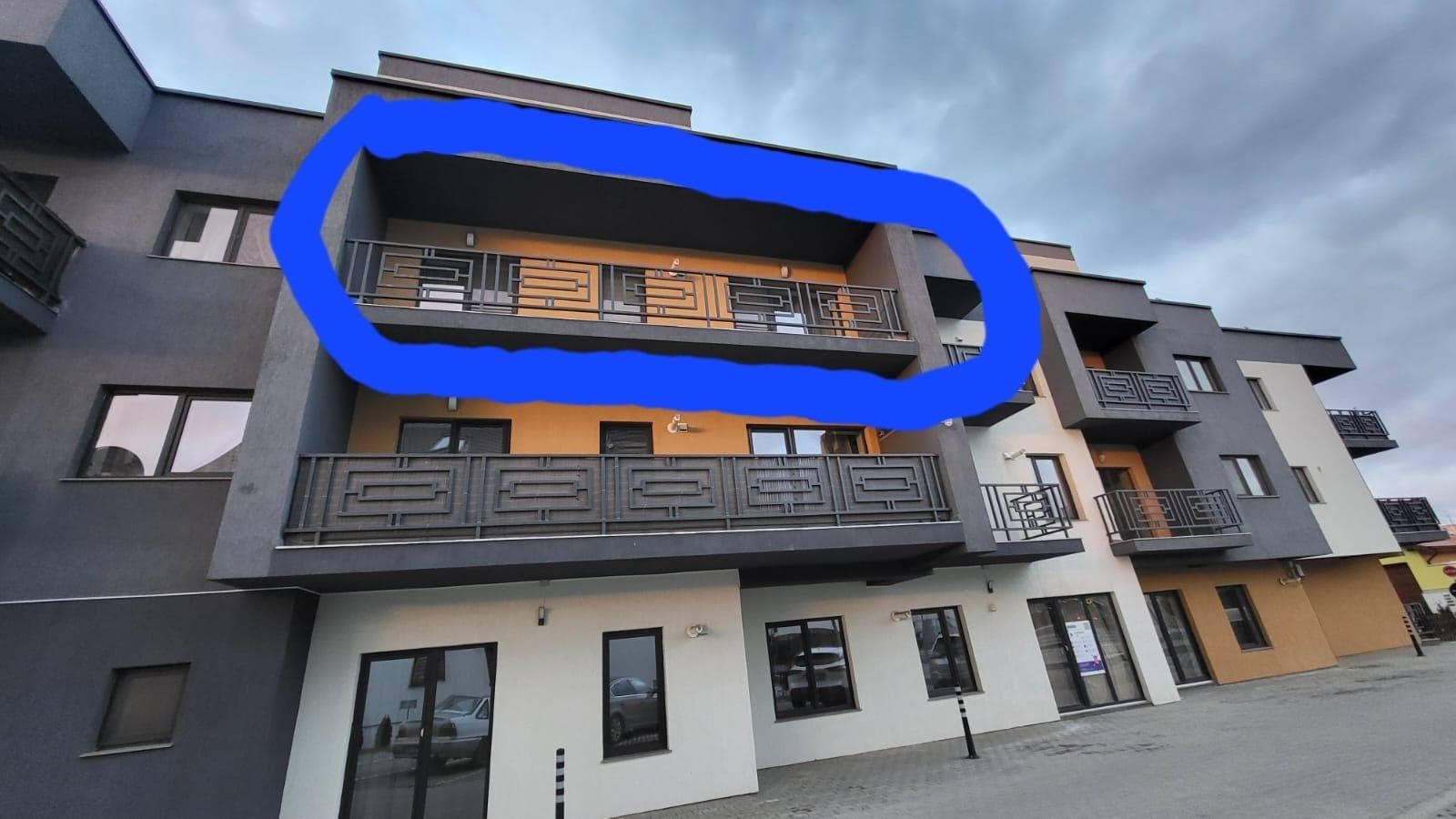 Inchiriez apartament 2  camere