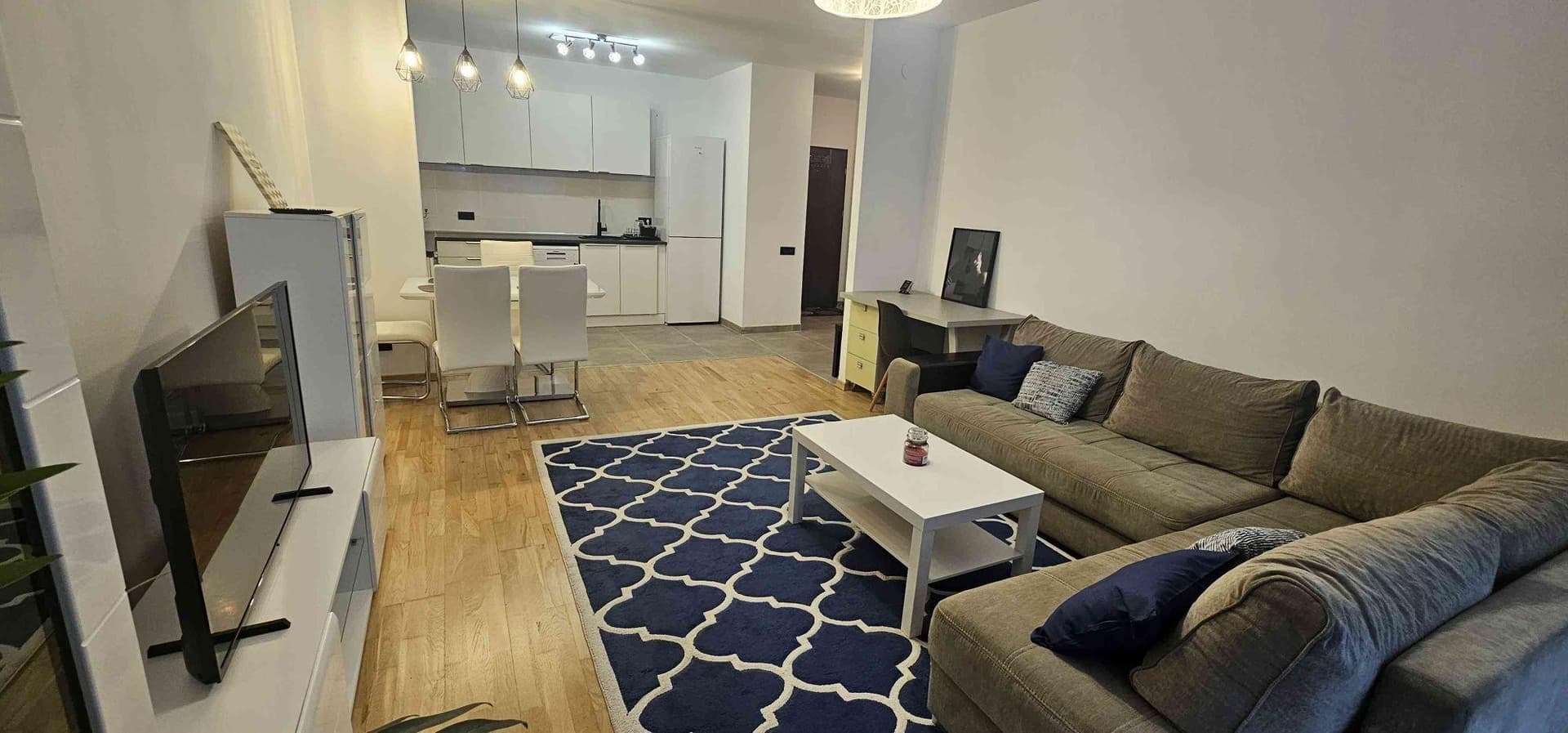 Persoana fizica închiriez apartament 2 camere in cartierul Racadau