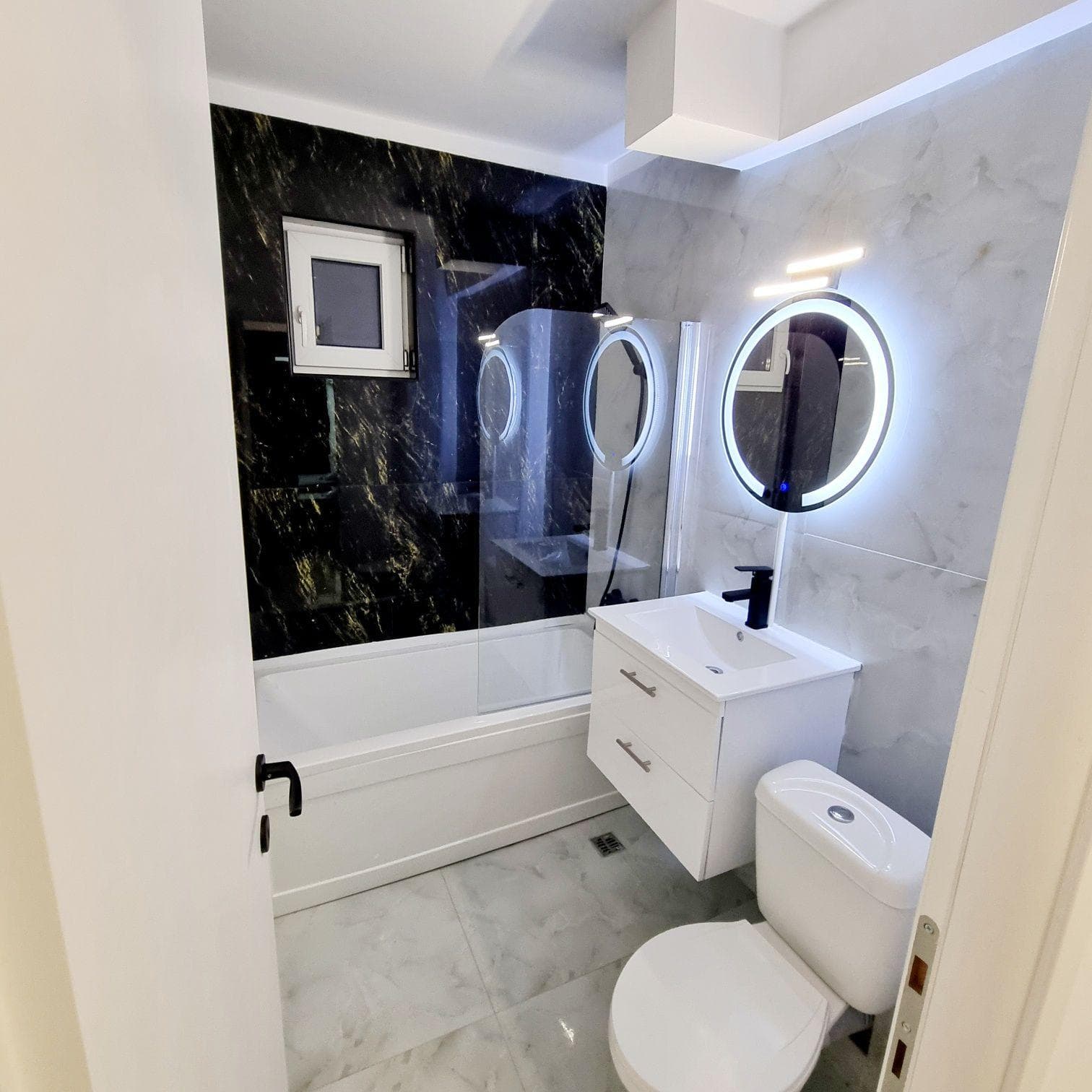 Apt 2 cam cf 2  etaj 2/4 suprafata 38mp