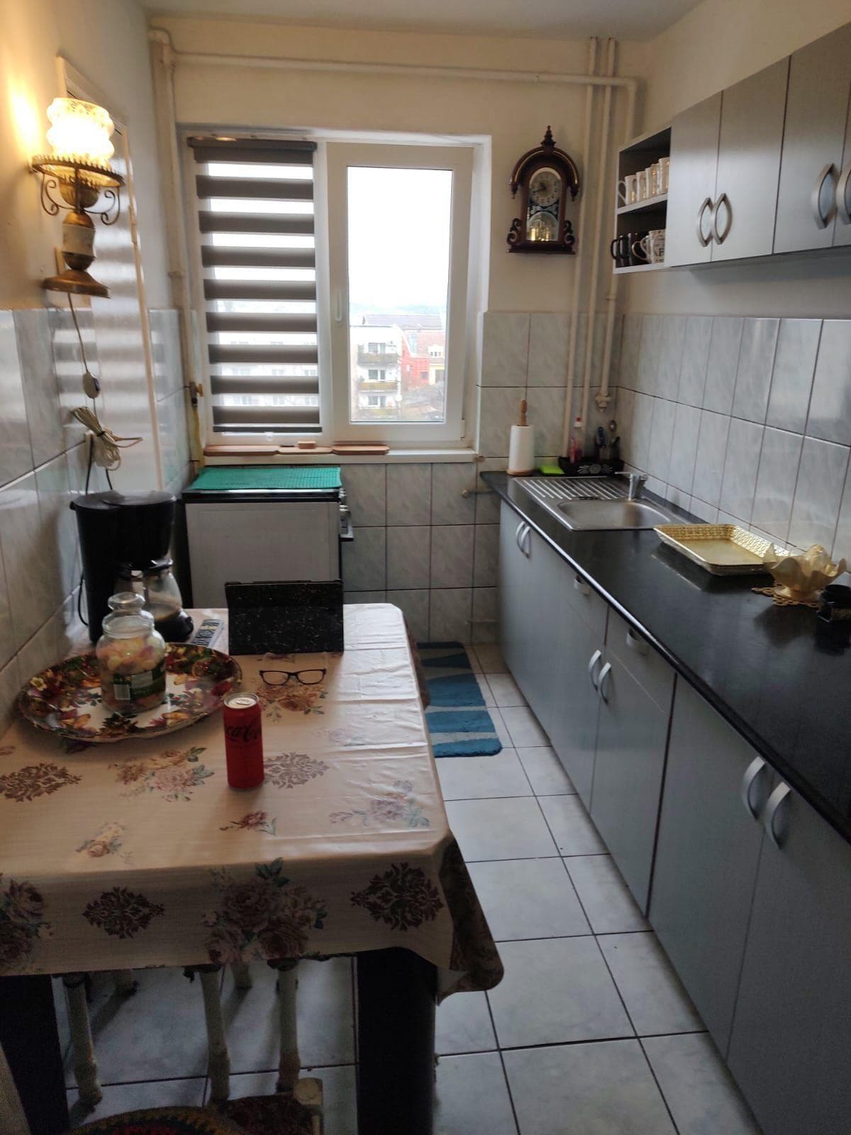Vand apartament 4 camere - imagine 7