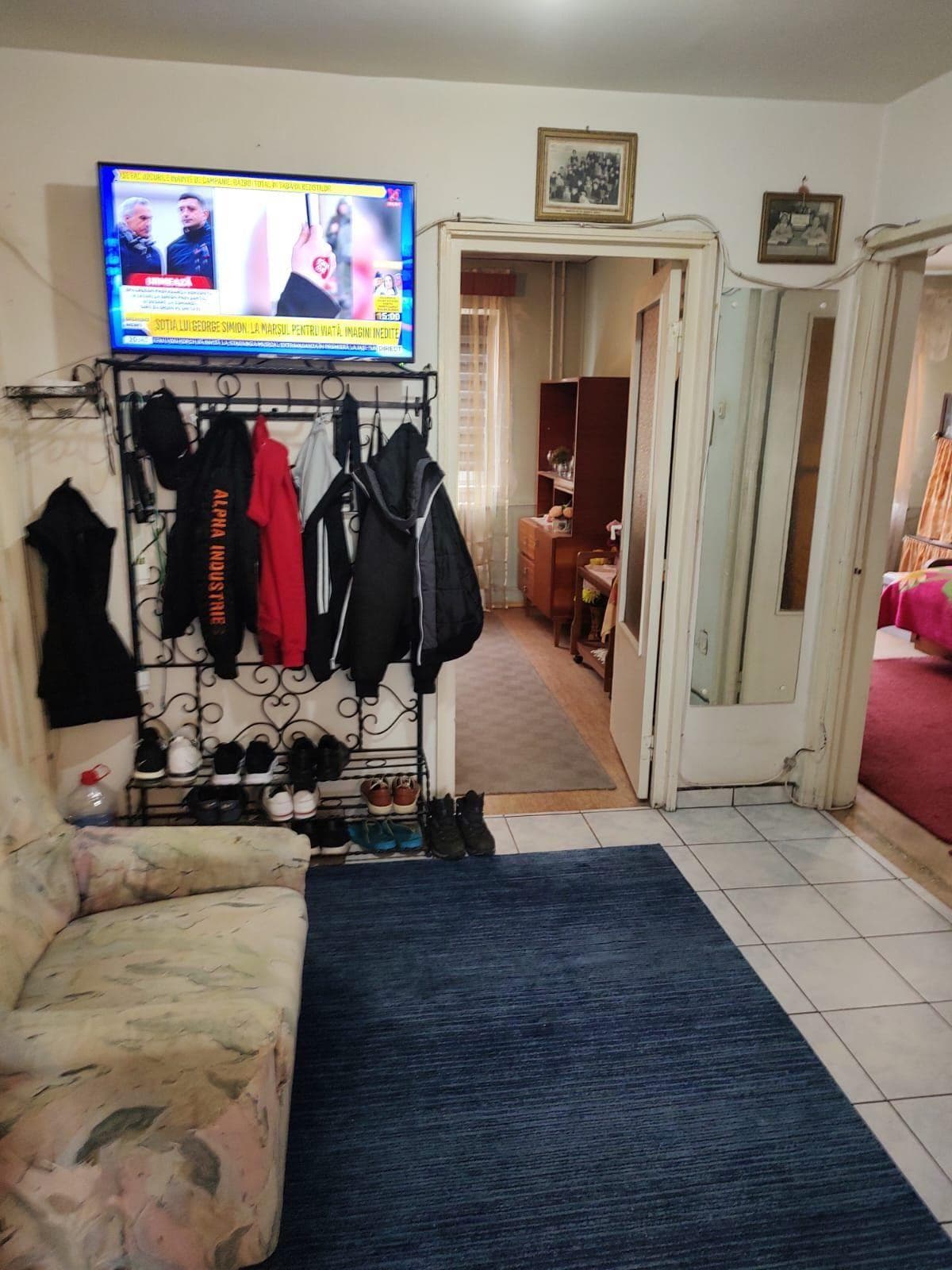 Vand apartament 4 camere - imagine 8