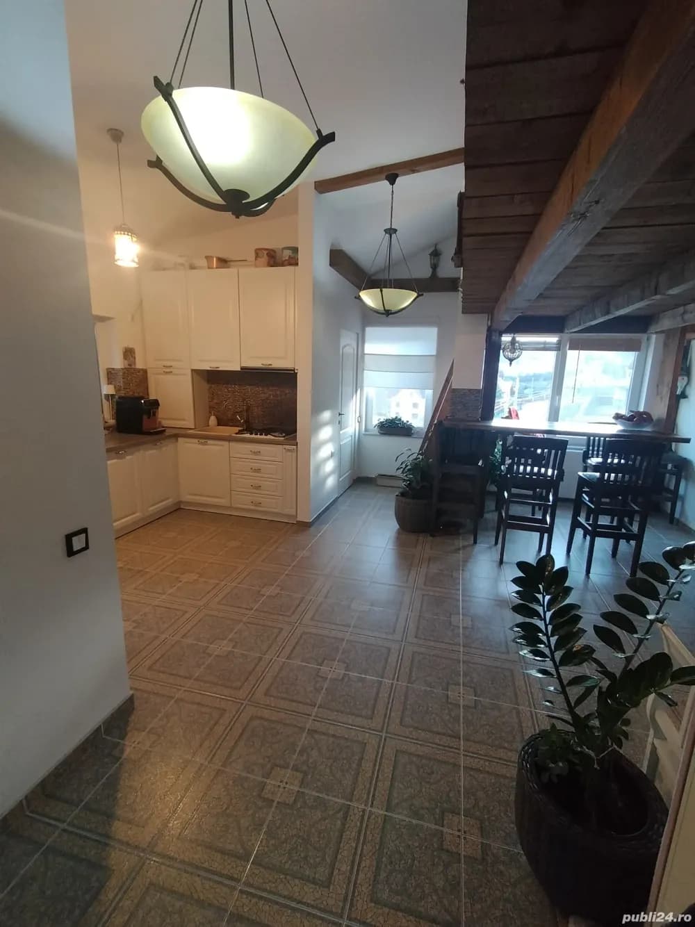 Persoana fizica vând apartament pe str. Tautului 96mp+ - imagine 1