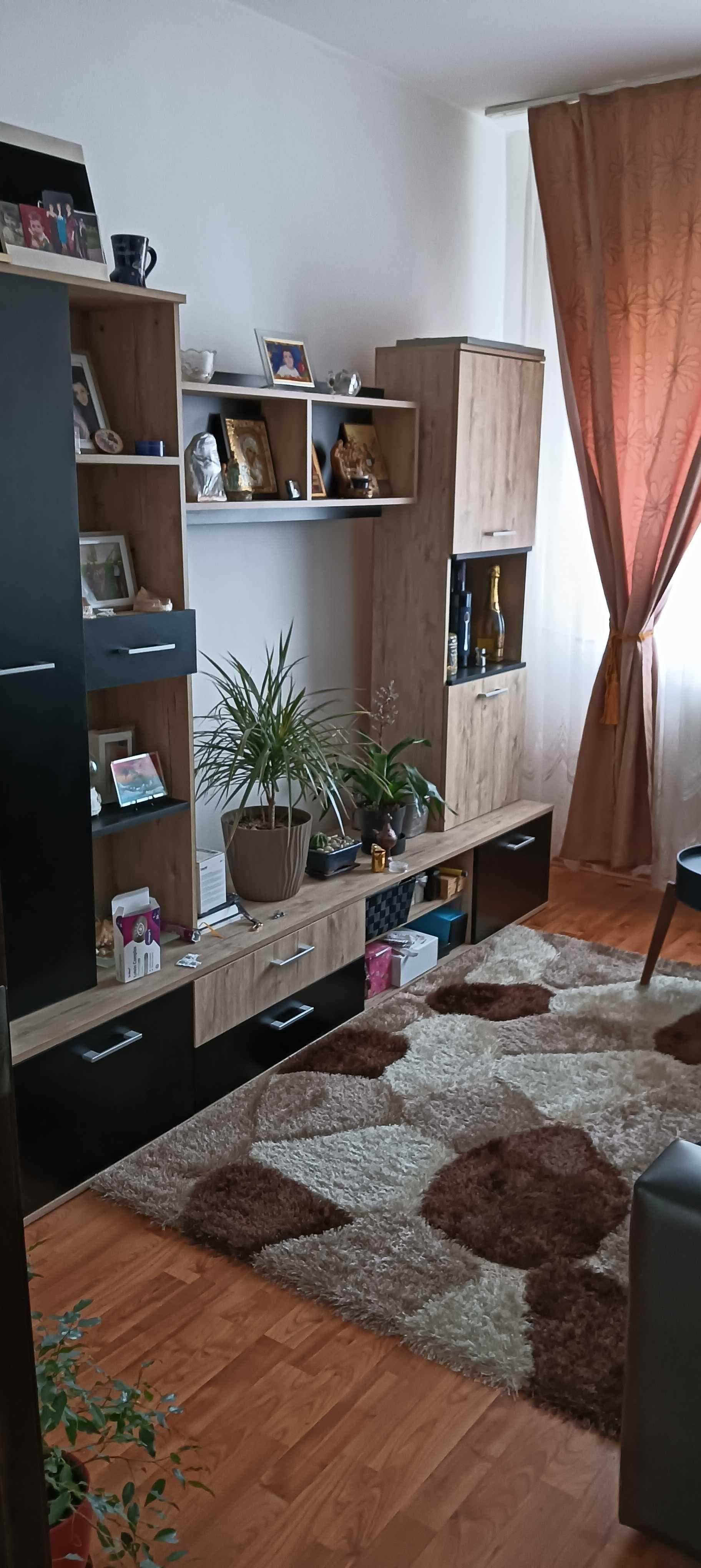 Persoana fizica, vând apartament 3 camere - imagine 2