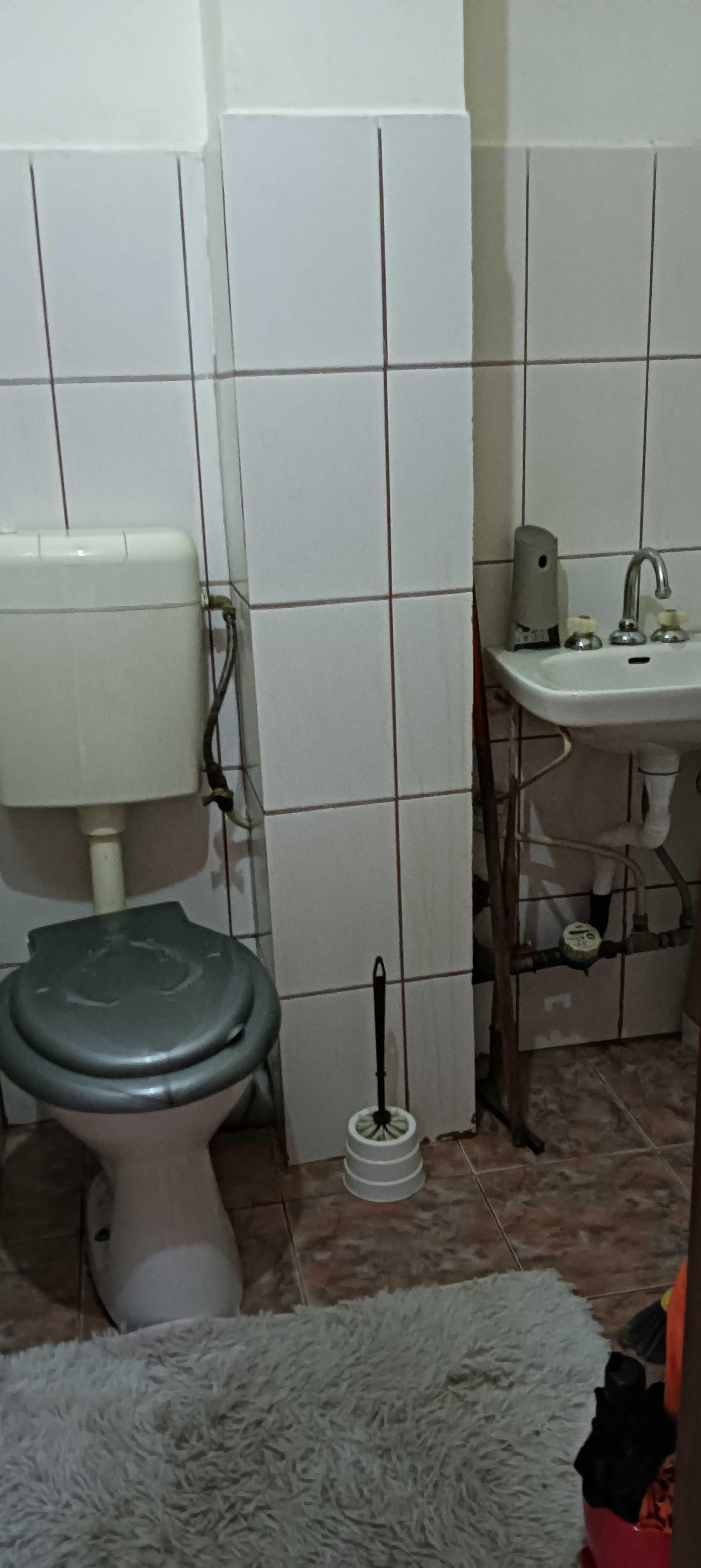 Persoana fizica, vând apartament 3 camere - imagine 5