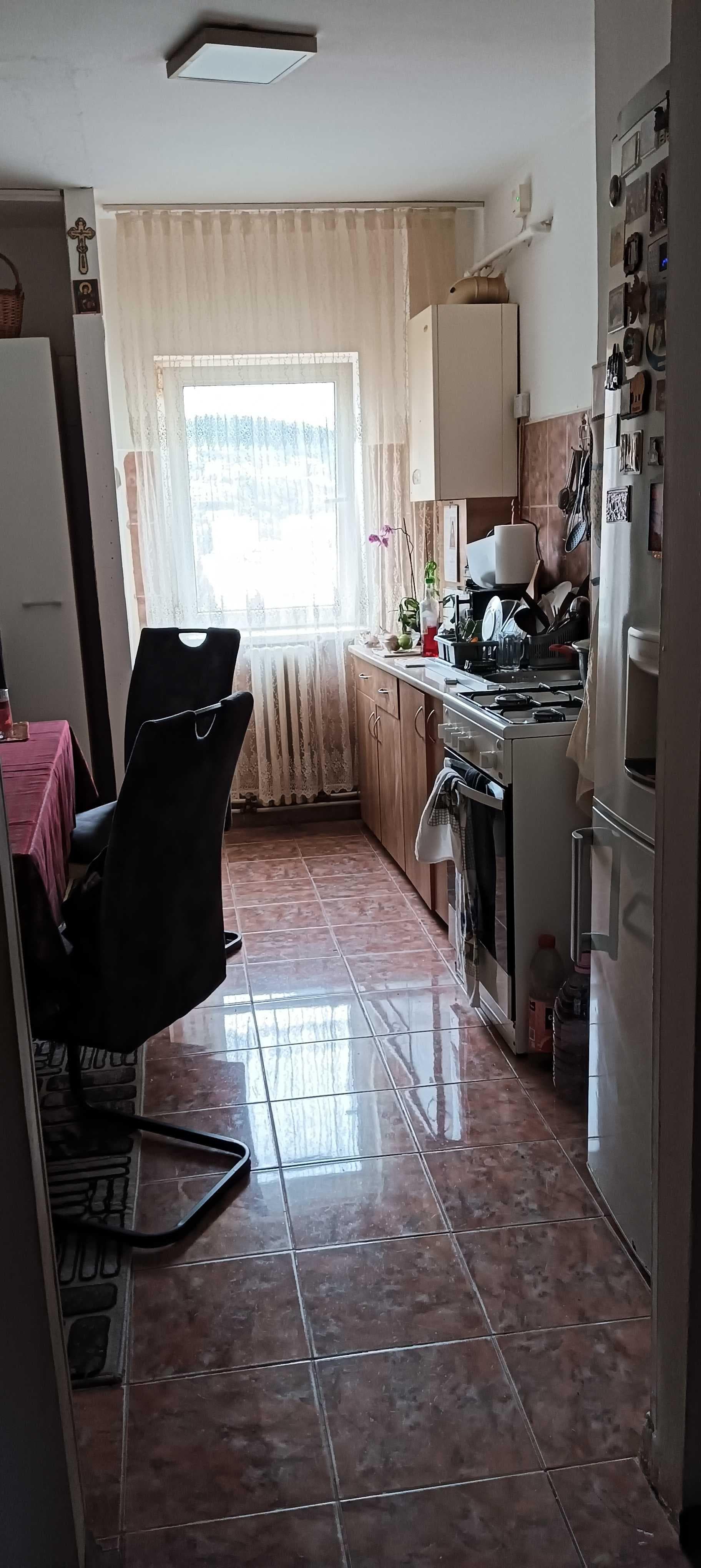 Persoana fizica, vând apartament 3 camere - imagine 6