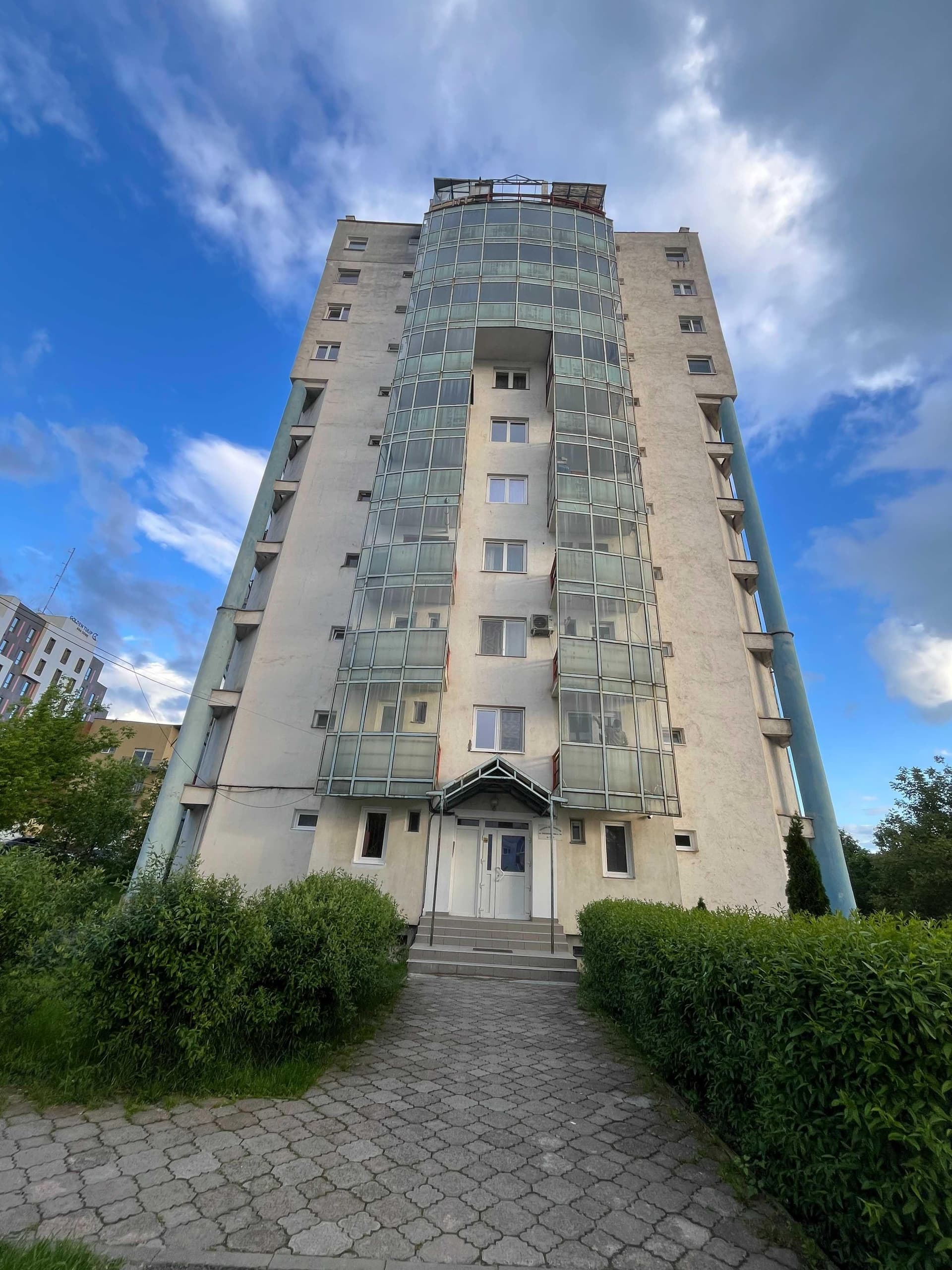 Vand apartament 2 camere decomandate + Bucătărie / Gheorghe Dima - imagine 1