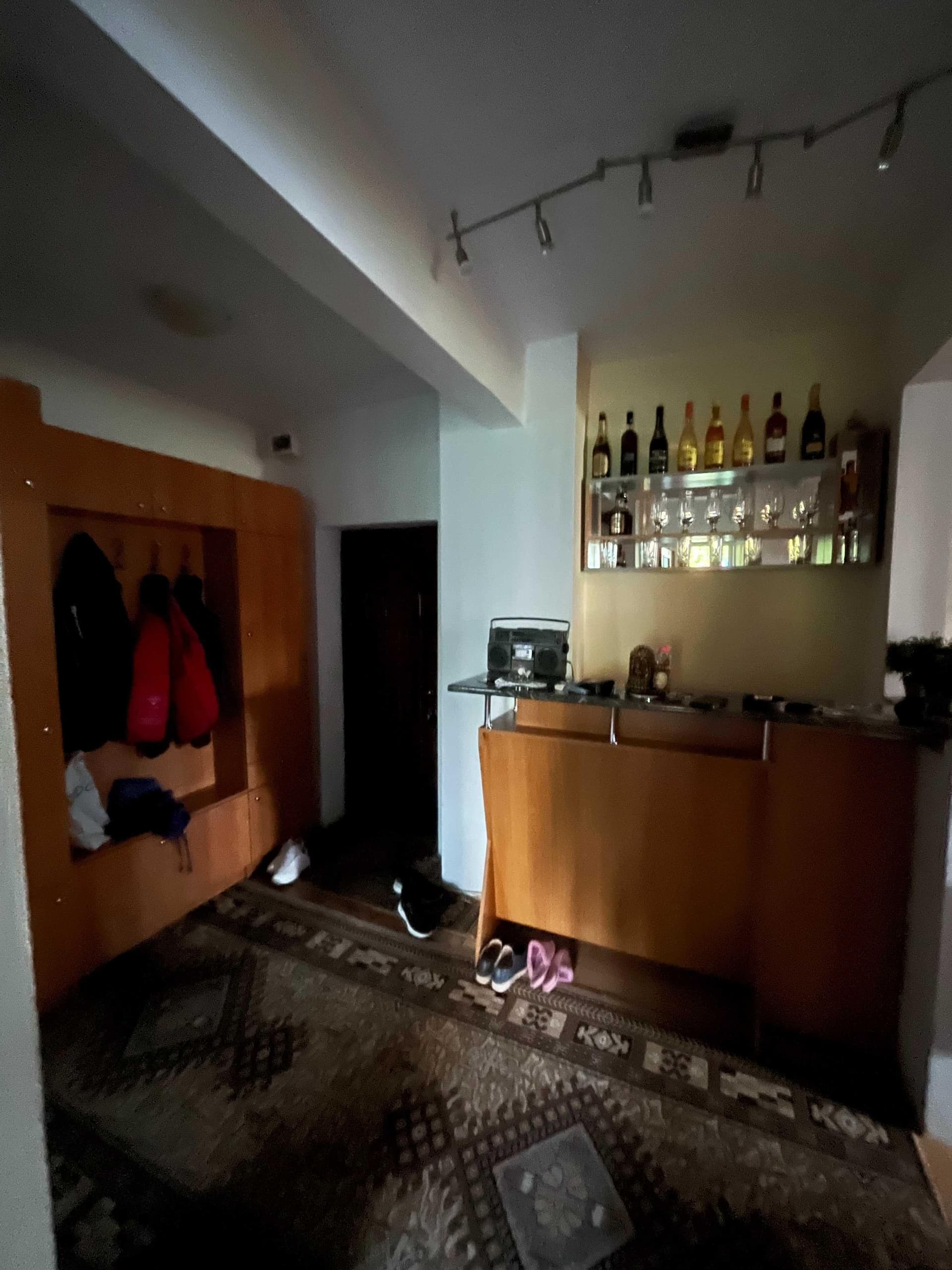 Vand apartament 2 camere decomandate + Bucătărie / Gheorghe Dima - imagine 2