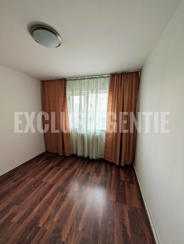Apartament 4 camere - imagine 3