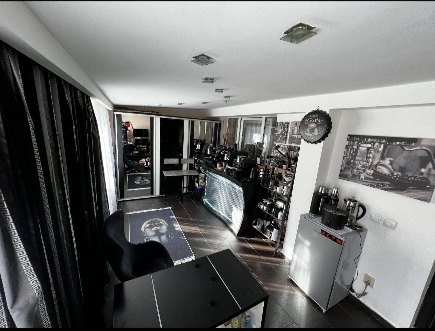 Apartament 3 camere plus  terasă închisă plus balcon inchis - imagine 2