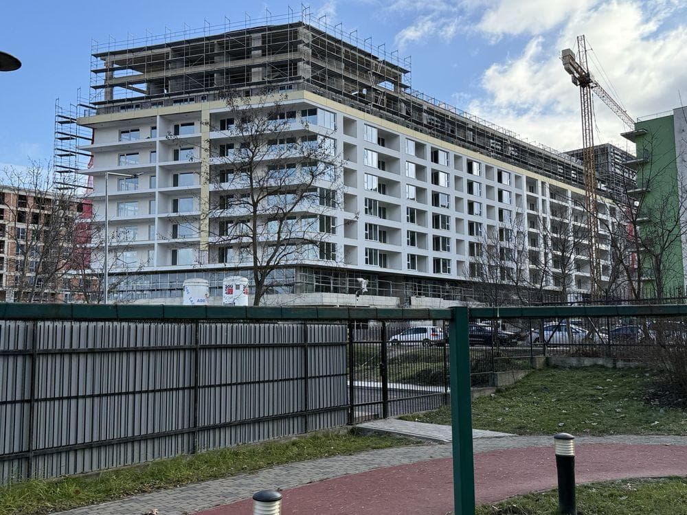 Apartament pe 2 Nivele in cart Gheorgheni langa Parc 58 M+16 M 2Terase - imagine 1