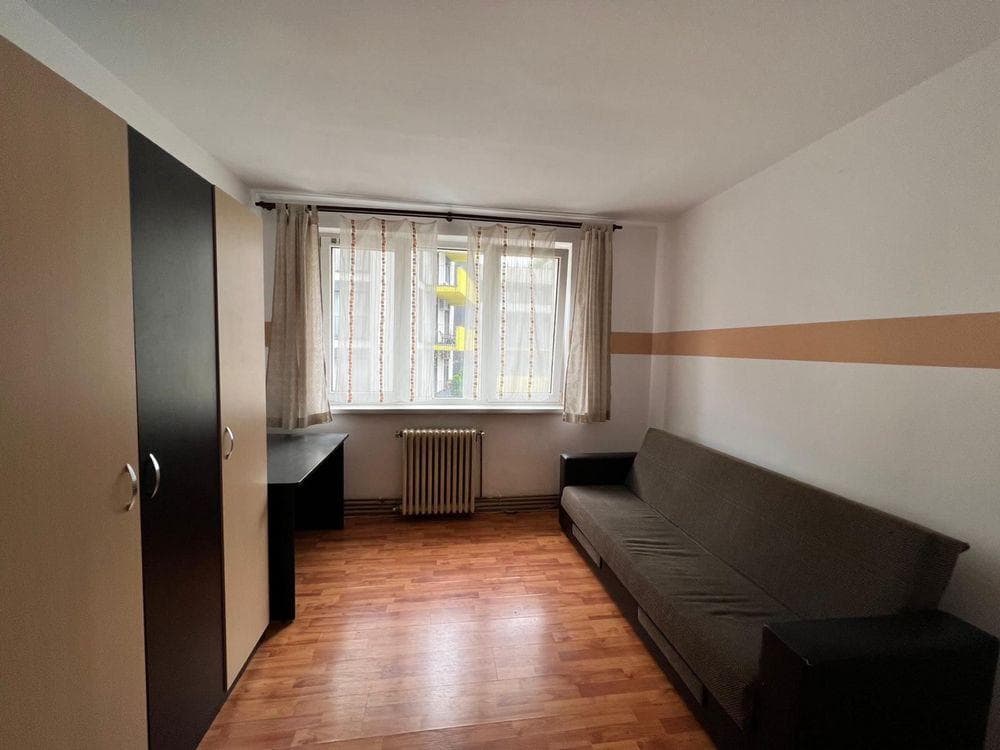 Vand apartament cu 3 camere Piata Abator - imagine 1