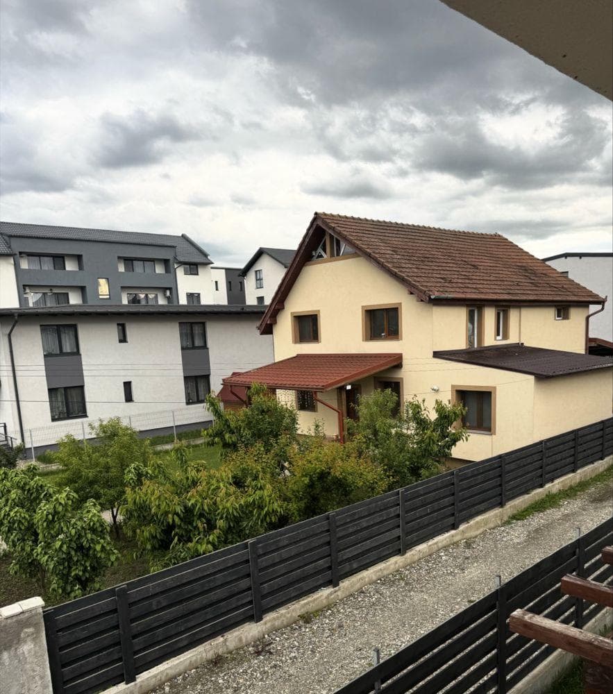 Casa de Vanzare.(Intrare Apahida)