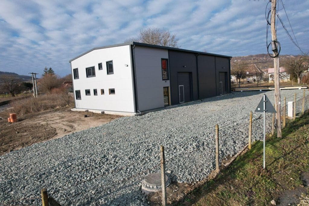 Închiriez hală în Vâlcele - imagine 1