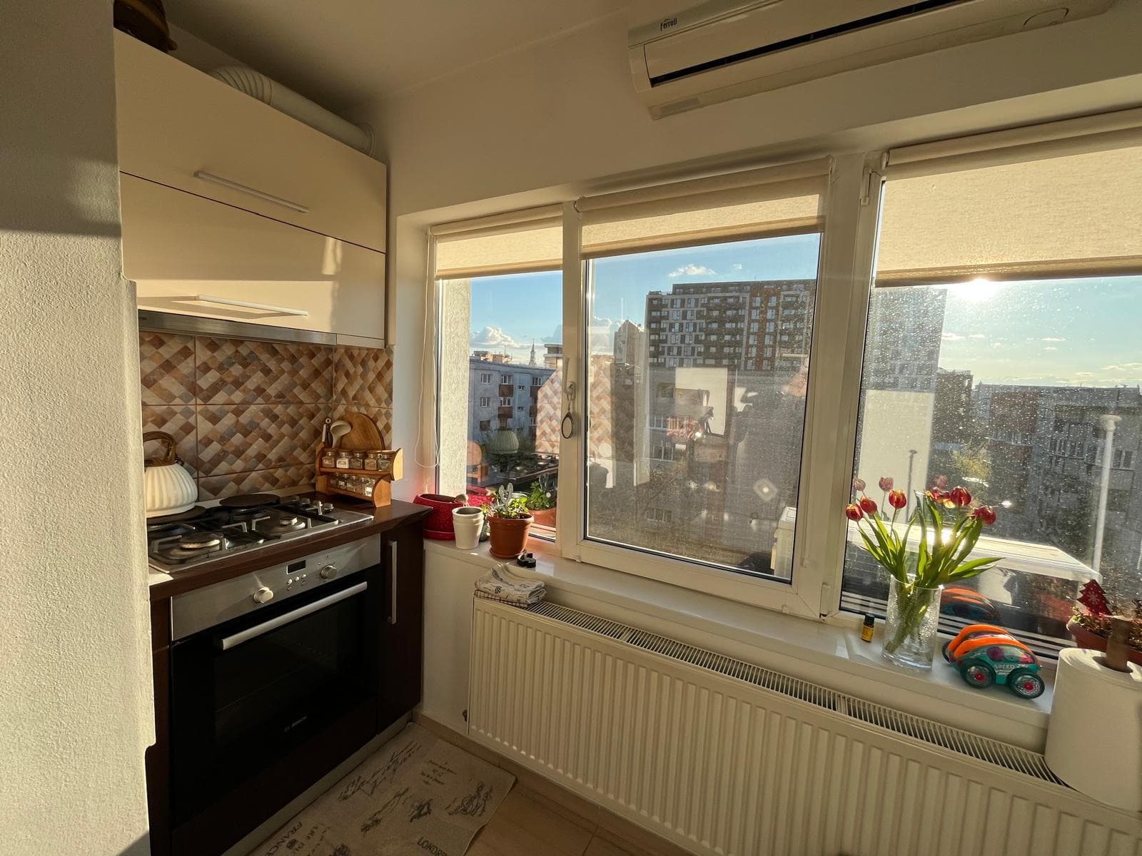 PF Vand 2 camere decomandate Marasti - imagine 3