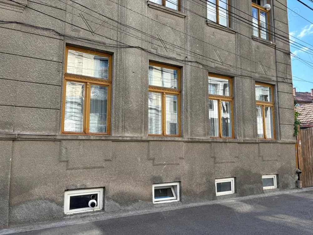 Apartament 2 camere, centru, extrafinisat