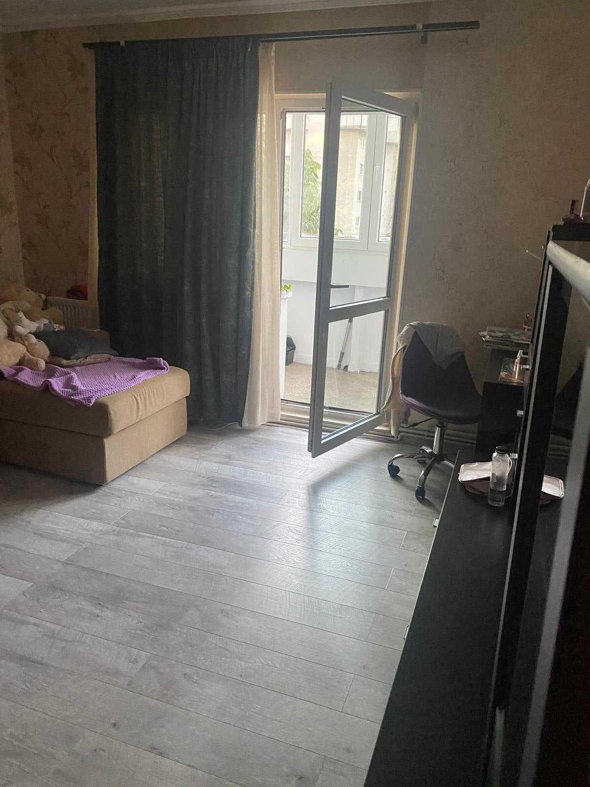 Persoana fizica, vand apartament 3 camere decomandat - imagine 3