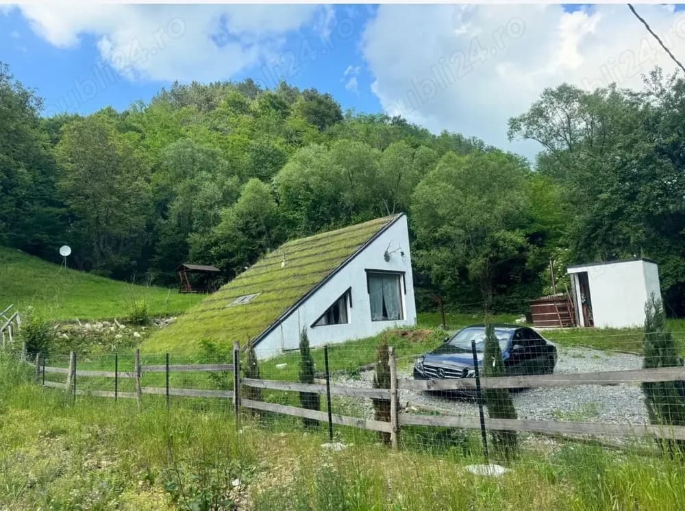 Vând casă la munte în Baisoara -Cluj