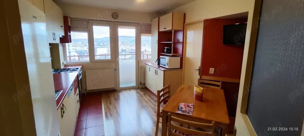 Inchiriez apartament cu 2 camere decomandate in zona Piata Marasti