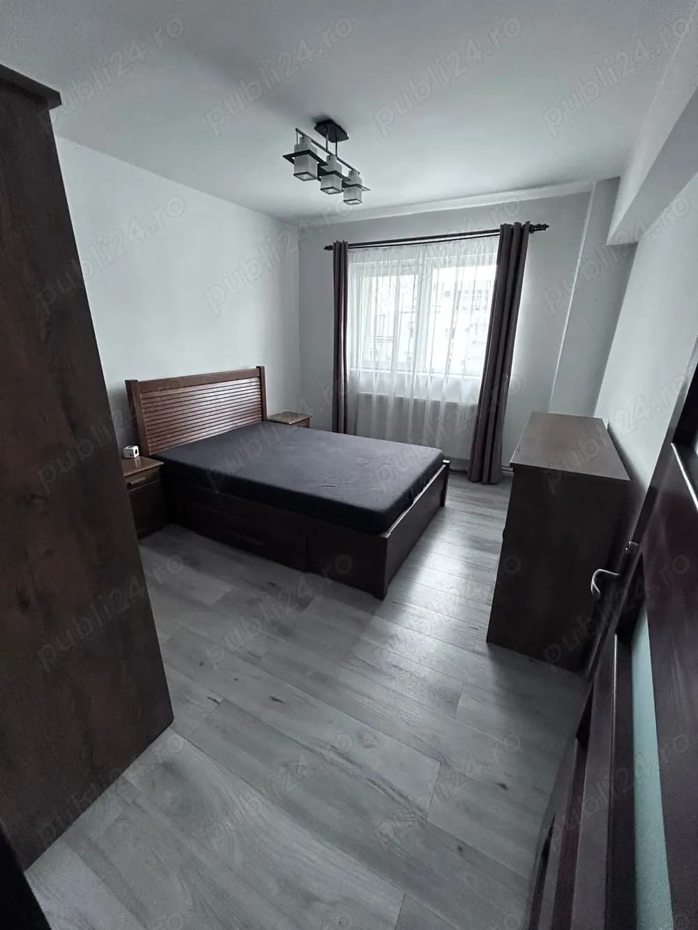 Proprietar inchiriez apartament 2 camere decomandate Marasti
