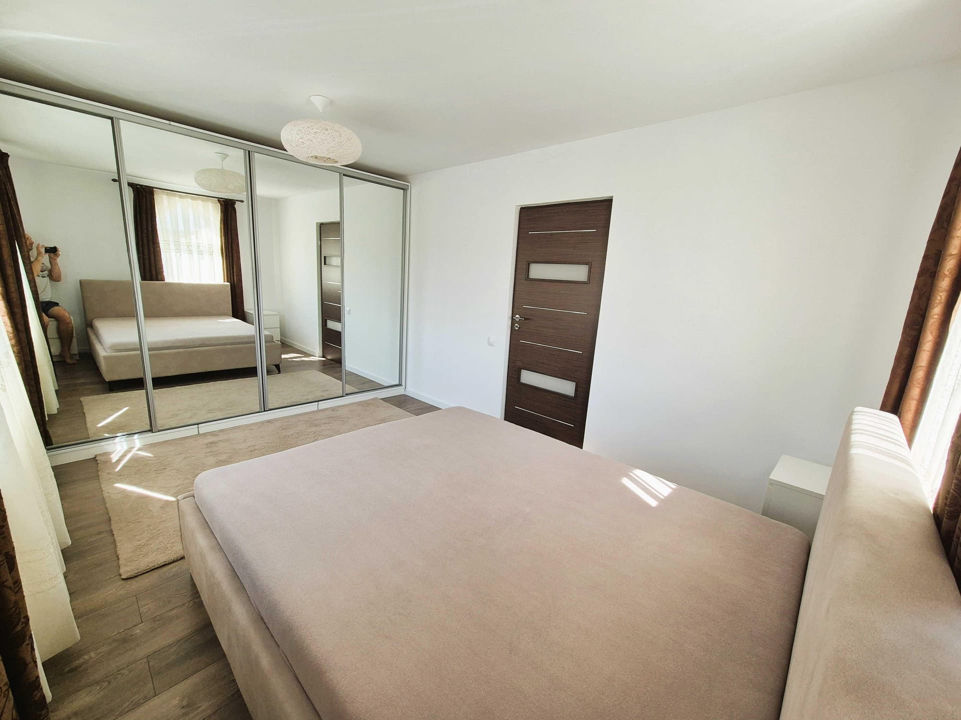 Apartament 3 camere, Europa, str. G. V. Bibescu, mobilat, utilat - imagine 5
