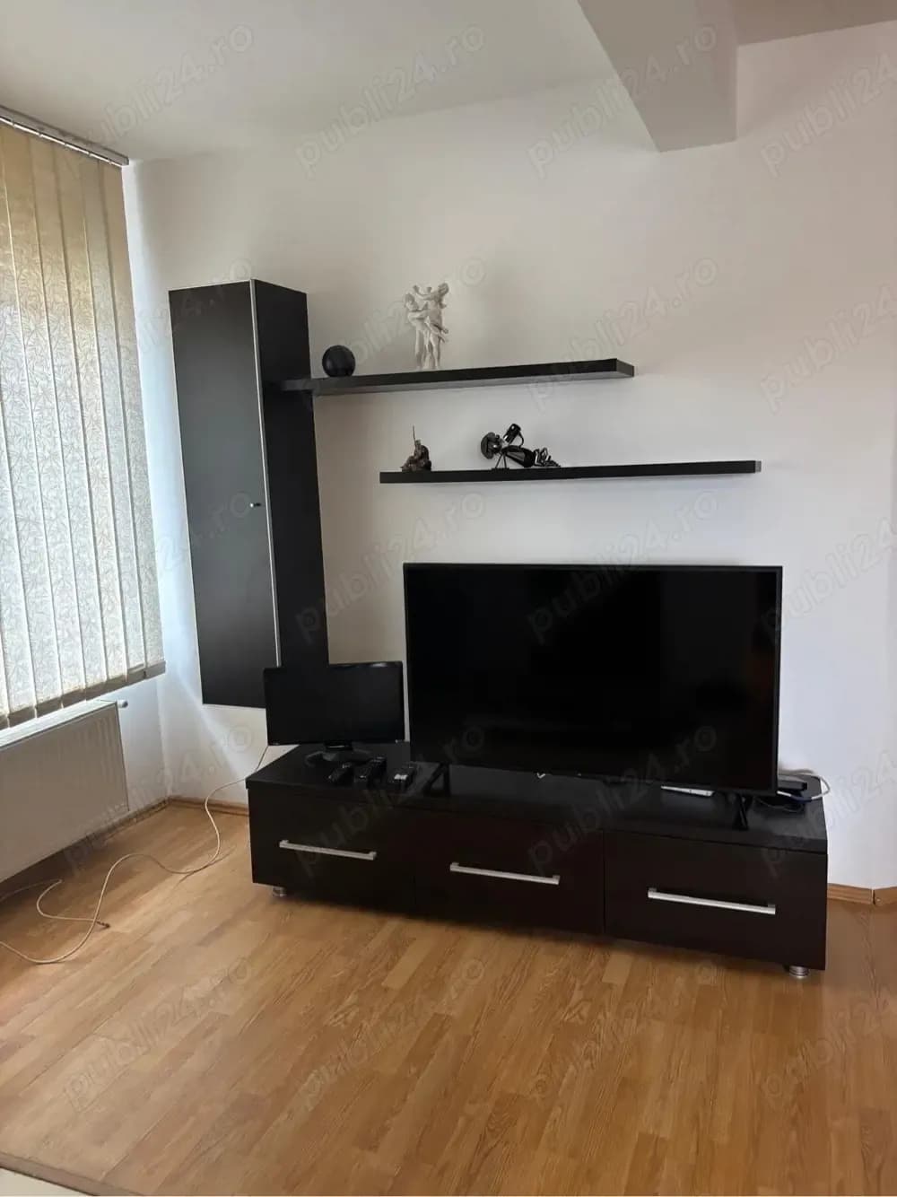 Apartament cu 3 camere de inchiriat