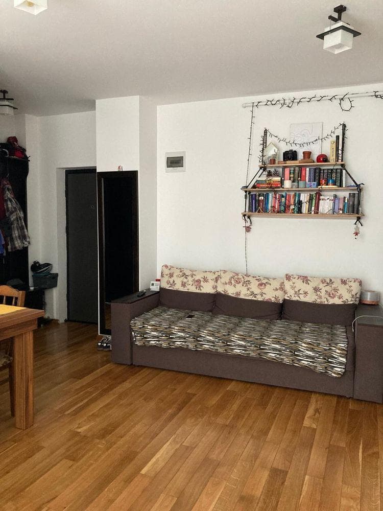 Apartament de inchiriat