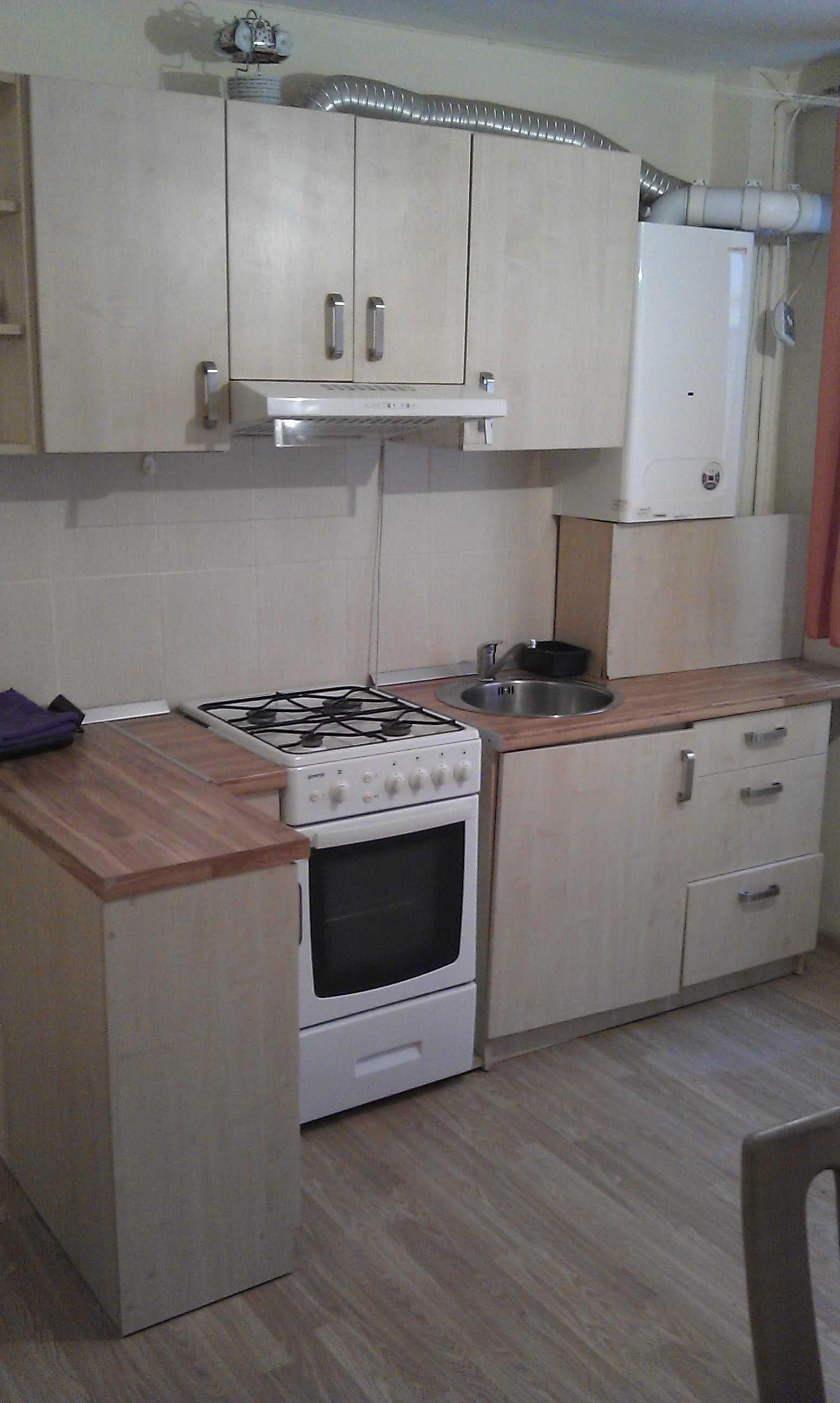 Dau in chirie ap. cu 2 dormitoare, 2 bai, in Floresti, str. Plopilor