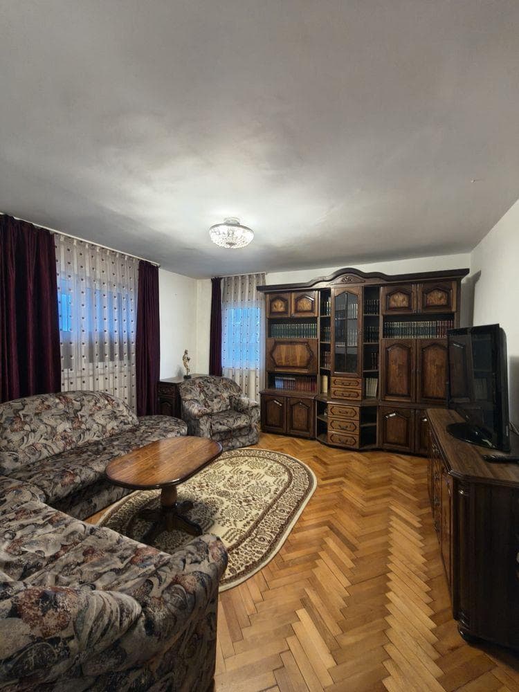 Apartament de inchiriat-3 camere - imagine 1