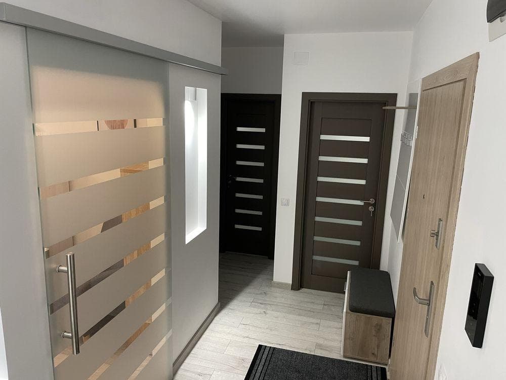 Apartament 2 camere cu parcare Unirii