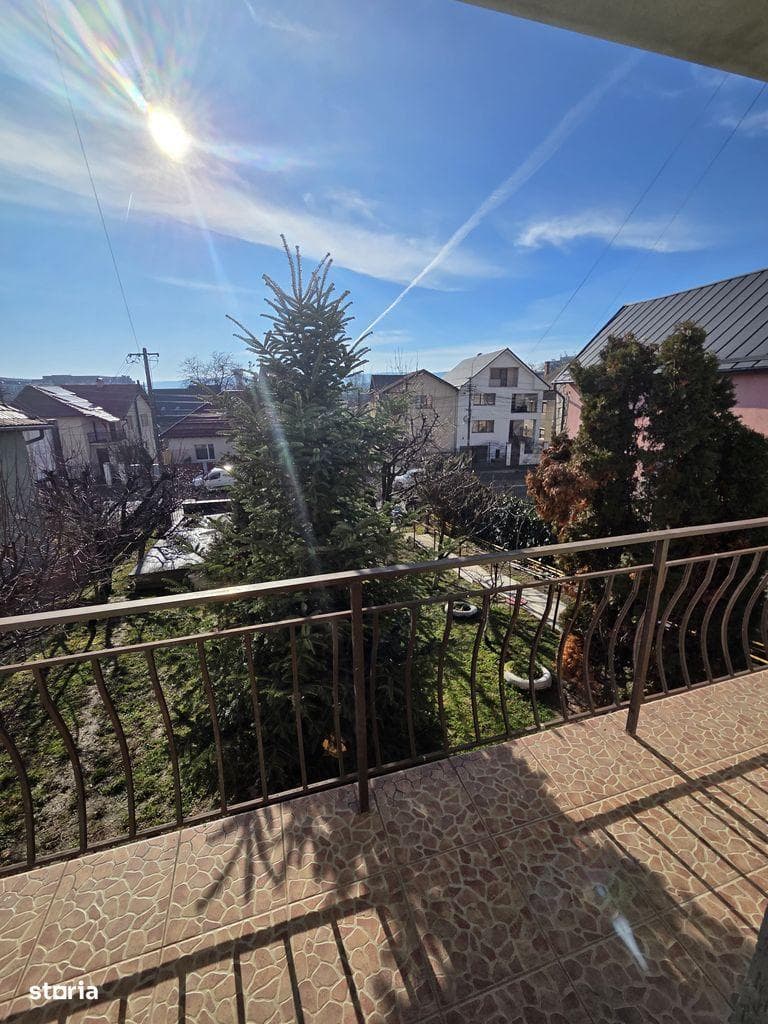 Inchiriez apartament 3 camere Dambul Rotund - imagine 1