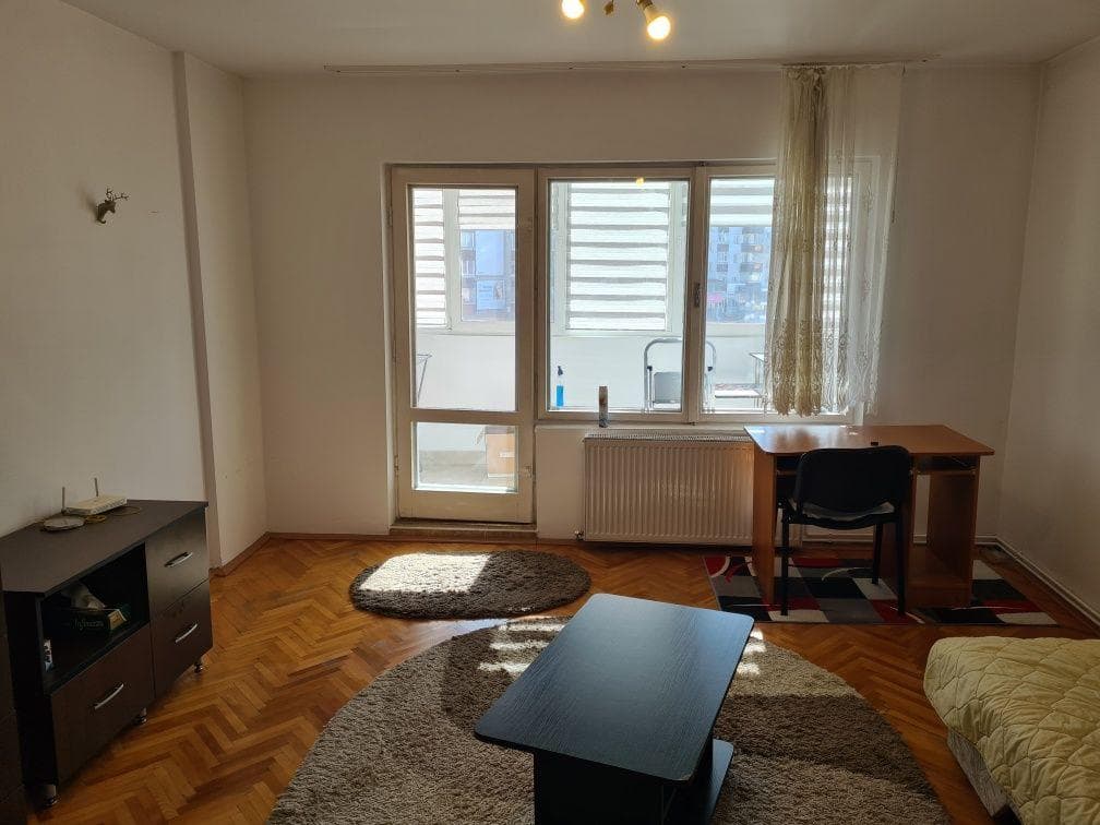 Inchiriez ap. cu 1 camera in Tudor, zona Fortuna