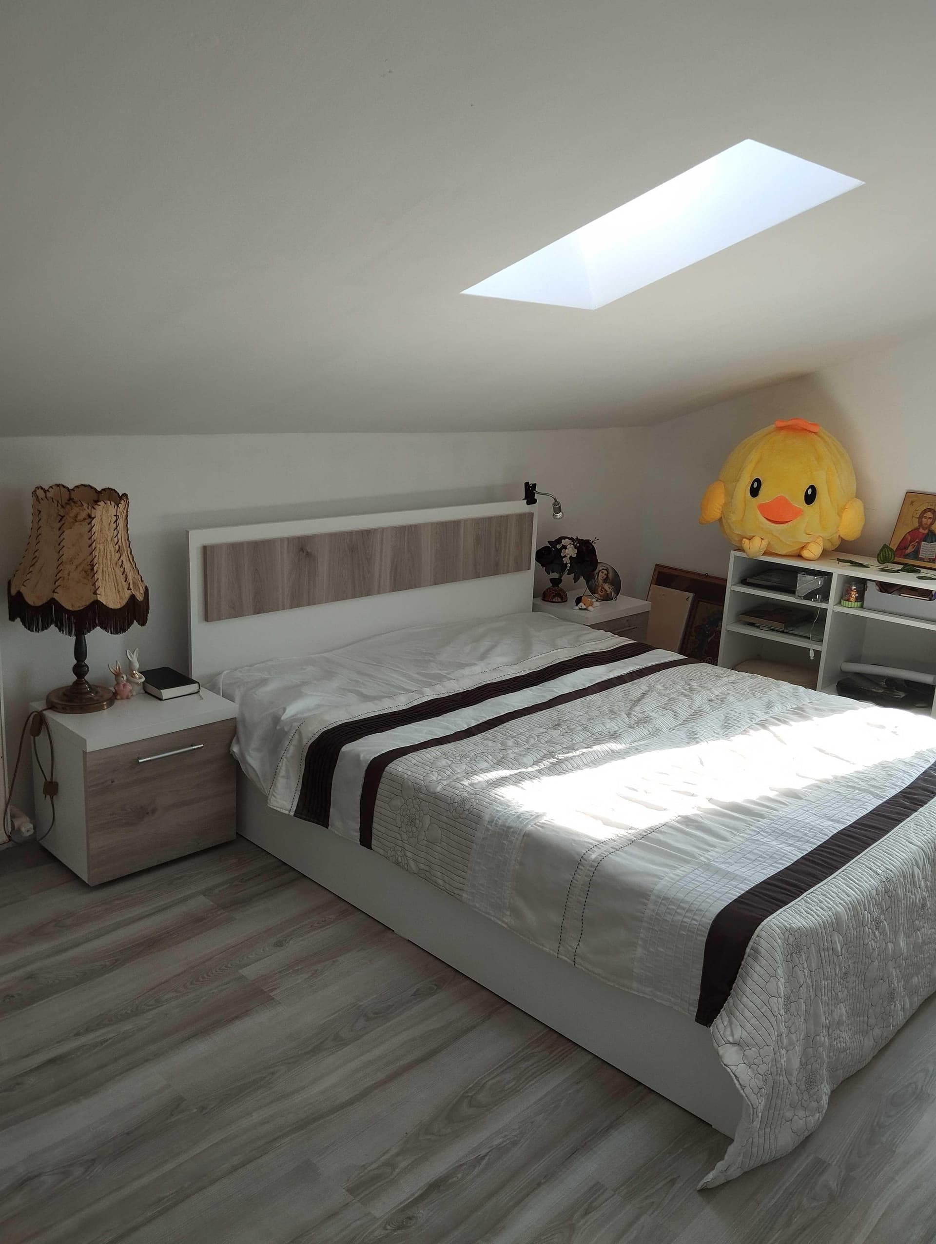 Apartament 3 camere ,baie, bucătărie,debara,cămară 97.82 mp cu cf - imagine 2