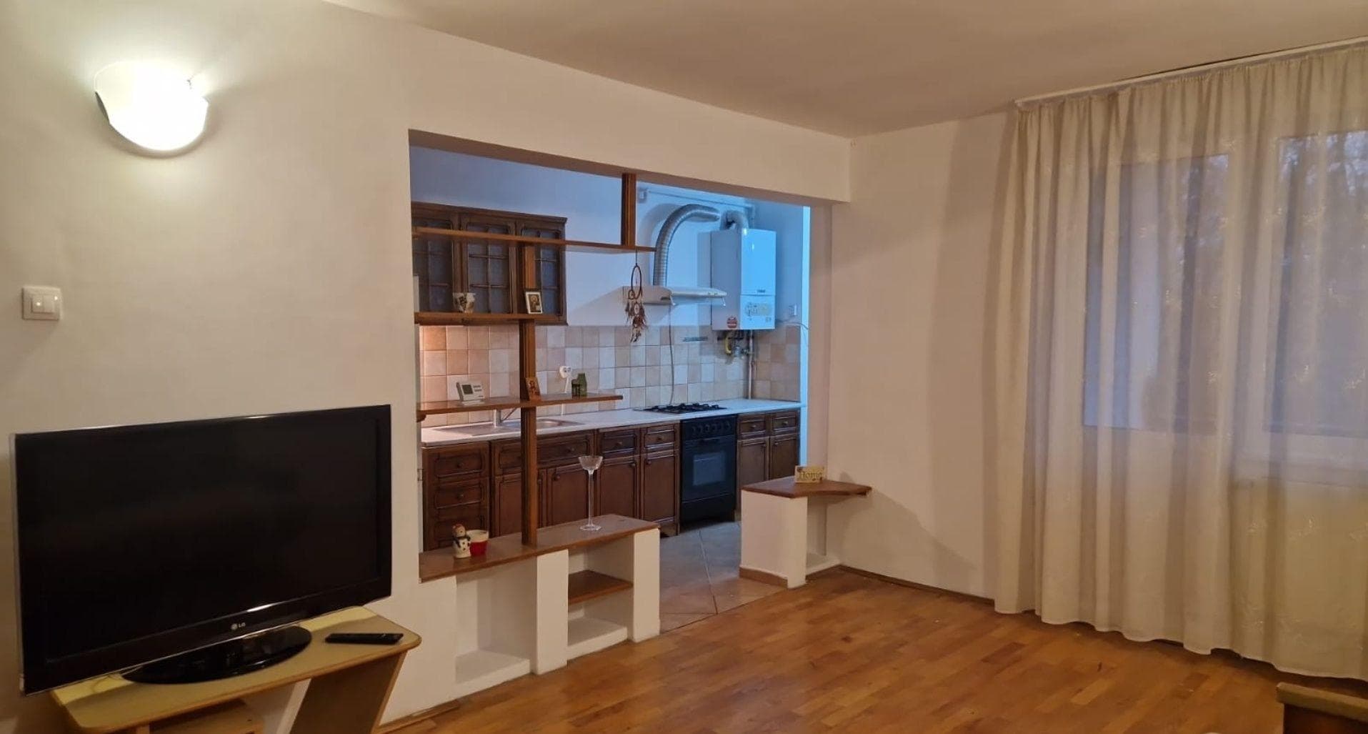 Dau în chirie apartament cu 3 camere str Grigorescu, aproape de UMF - imagine 1