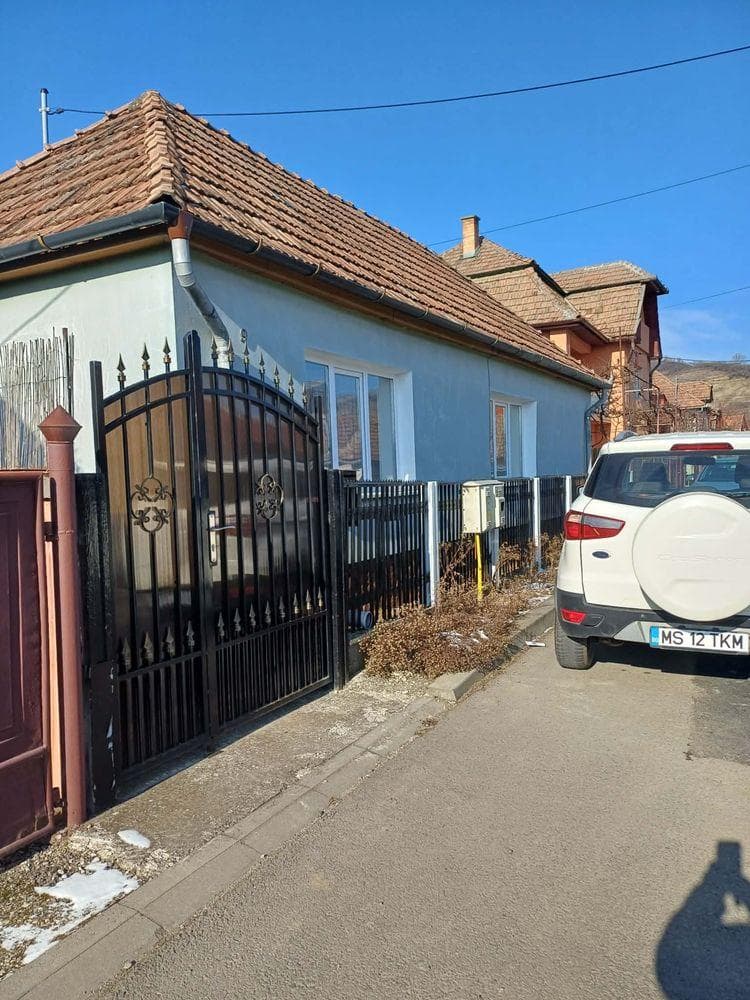 Casa Tarnaveni jud Mures direct de la proprietar