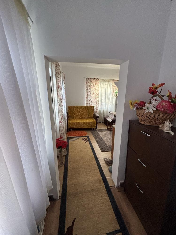 Casa in chirie dormitor + bucatarie - imagine 1